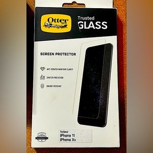 NEW OtterBox trusted glass Screen Protector for iphone 11/XR